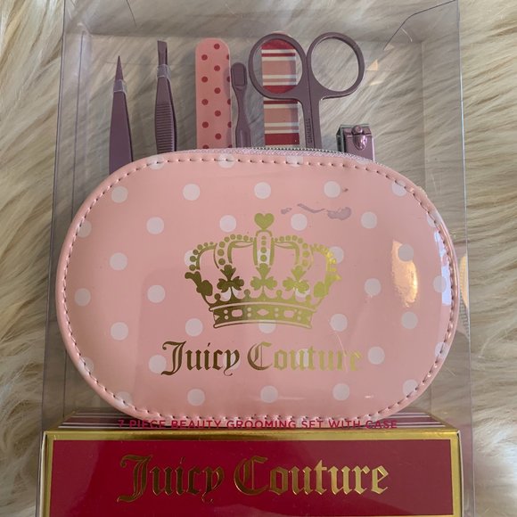 Juicy Couture Other - Juicy Couture-7 Piece Grooming Set with Case